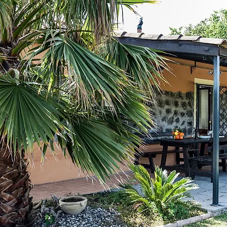 Casale Acqua E Fuoco Landhaus *